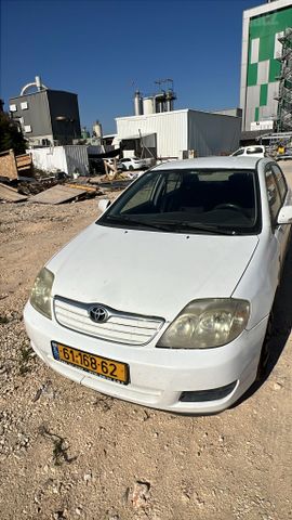 טויוטה קורולה