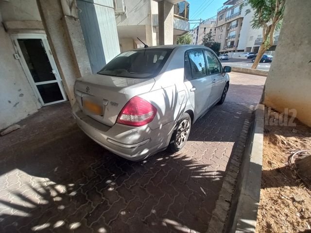 ניסאן טידה