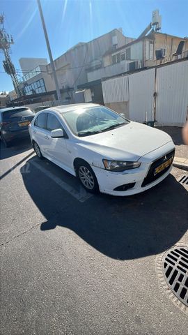 מיצובישי לנסר