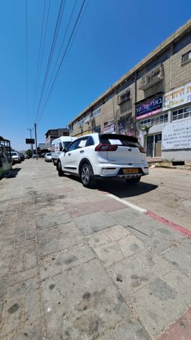 קיה נירו
