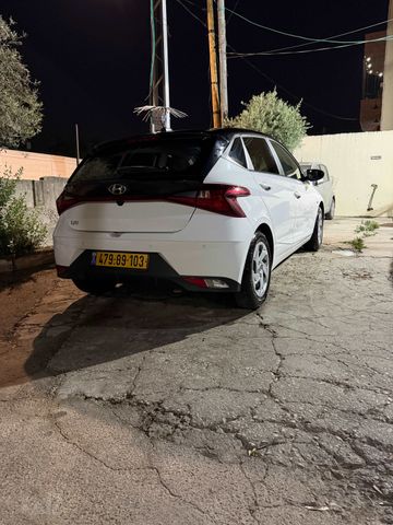 יונדאי i20