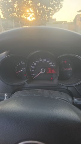 קיה פיקנטו