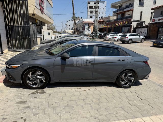יונדאי אלנטרה