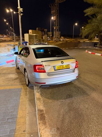 סקודה אוקטביה 