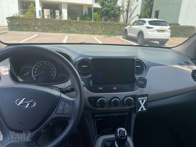 יונדאי i10