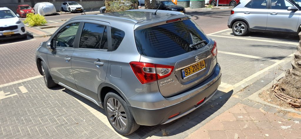 מודעת רכב סוזוקי קרוסאובר