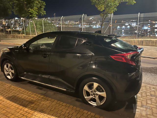 טויוטה C-HR