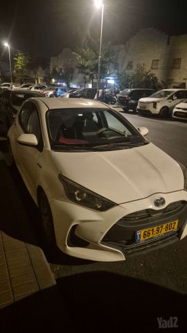 טויוטה יאריס