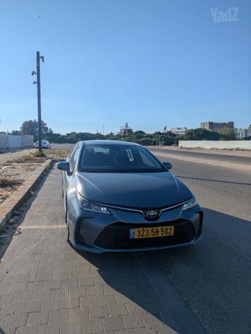 טויוטה קורולה