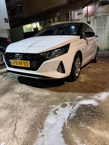 יונדאי i20