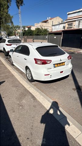 מיצובישי לנסר