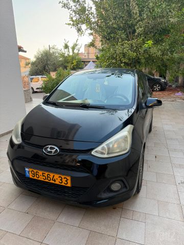 יונדאי i10