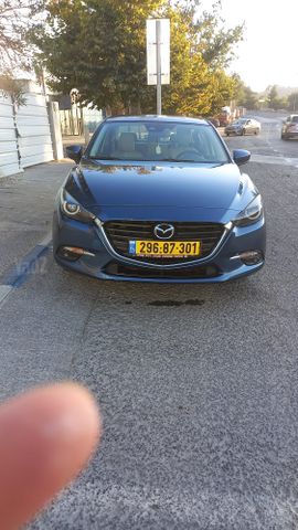 מאזדה 3