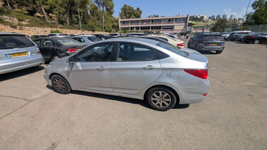 יונדאי אקסנט i25