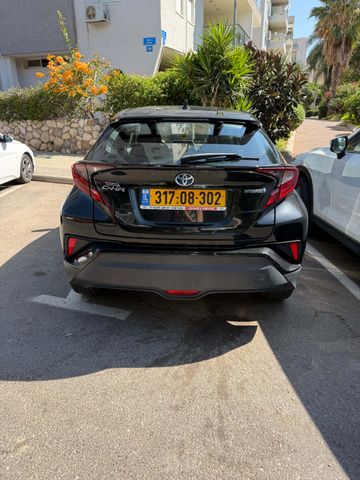 טויוטה C-HR