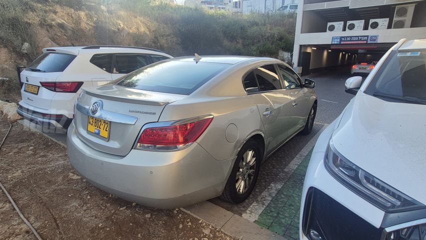 ביואיק לה-קרוס
