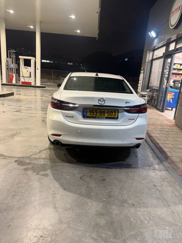 מאזדה 6