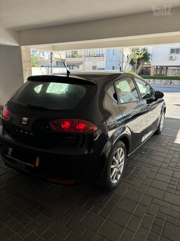 סיאט לאון