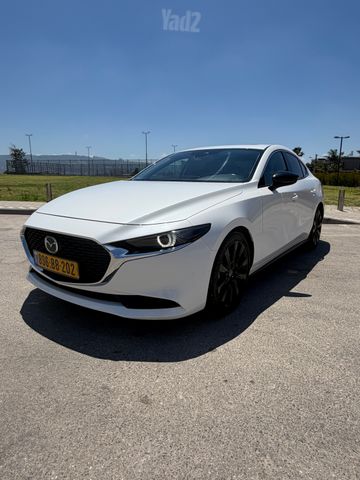 מאזדה 3