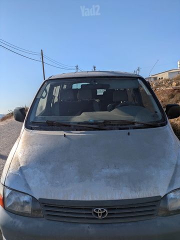 טויוטה הייאס