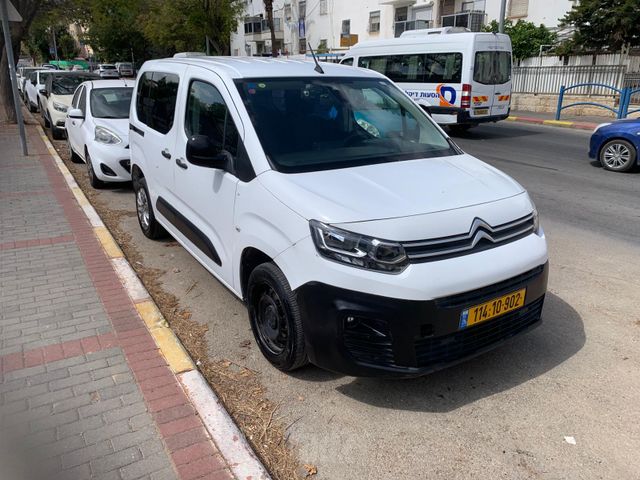 מודעת רכב סיטרואן ברלינגו 