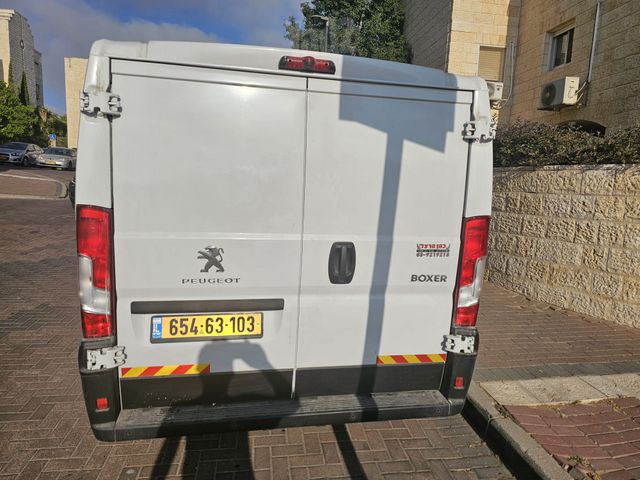 פיג'ו בוקסר