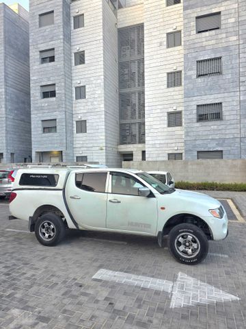 מיצובישי טרייטון / L200