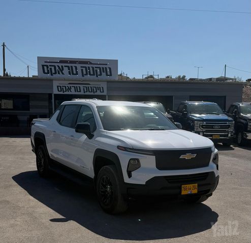 מודעת רכב שברולט סילברדו EV