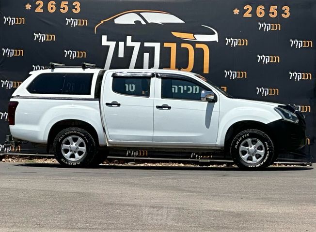 איסוזו די-מקס