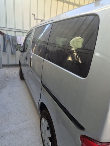 ניסאן NV200