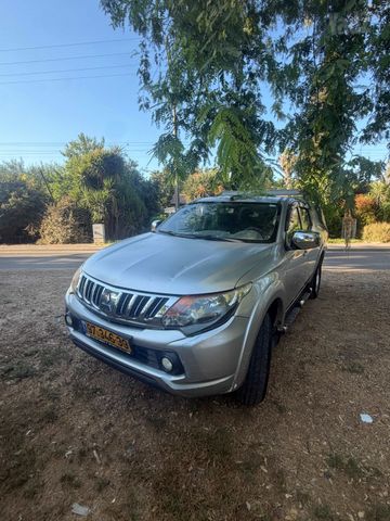 מיצובישי טרייטון / L200