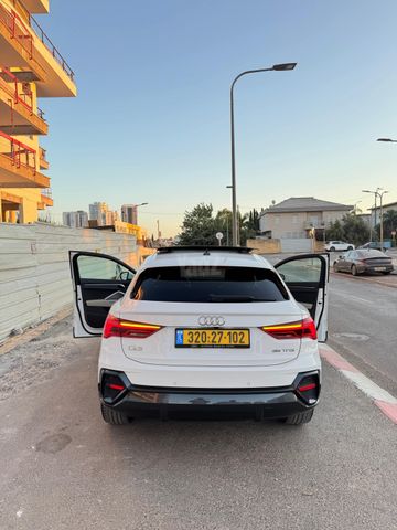 אאודי Q3