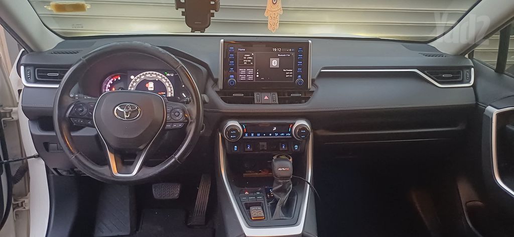 טויוטה RAV4