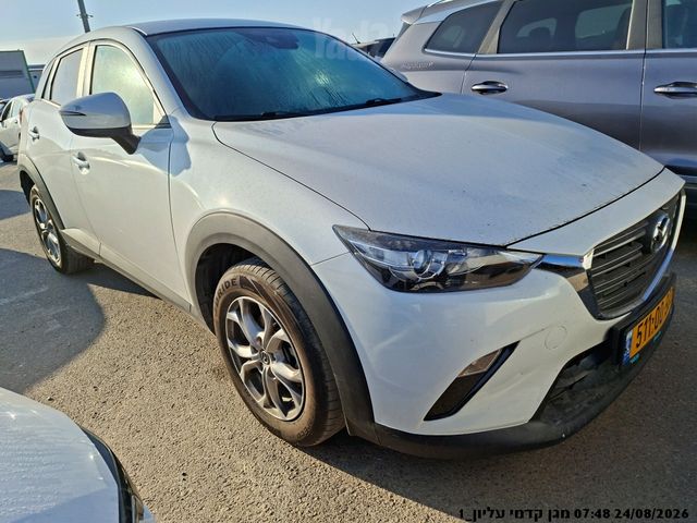 מודעת רכב מאזדה CX-3