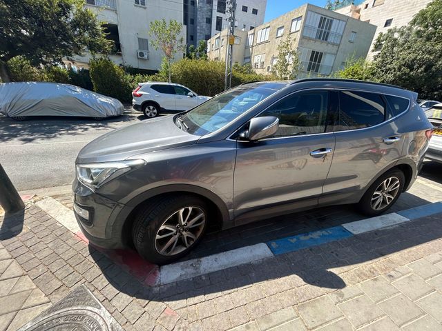 מודעת רכב יונדאי סנטה פה