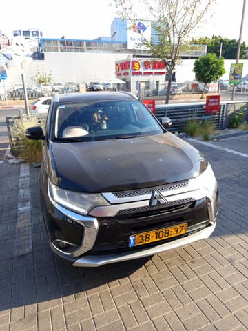 מודעת רכב מיצובישי אאוטלנדר