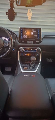 טויוטה RAV4