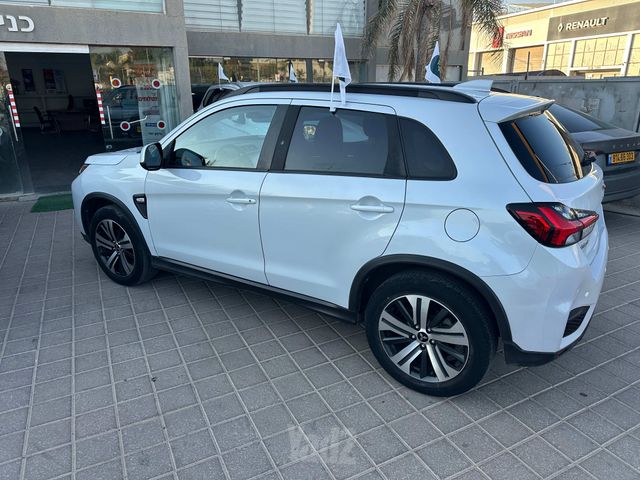 מיצובישי ASX