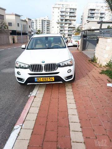ב מ וו X3