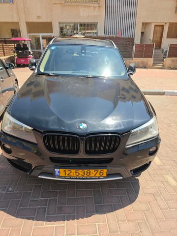 ב מ וו X3
