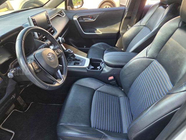 טויוטה RAV4