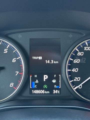 מיצובישי אאוטלנדר
