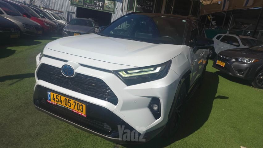 מודעת רכב טויוטה RAV4