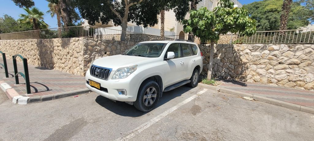 מודעת רכב טויוטה לנד קרוזר