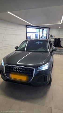 אאודי Q2