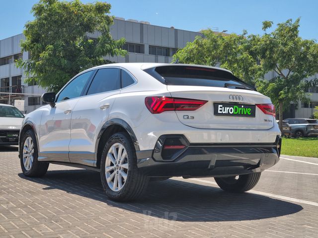 אאודי Q3