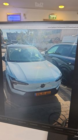 מודעת רכב וולוו EX30