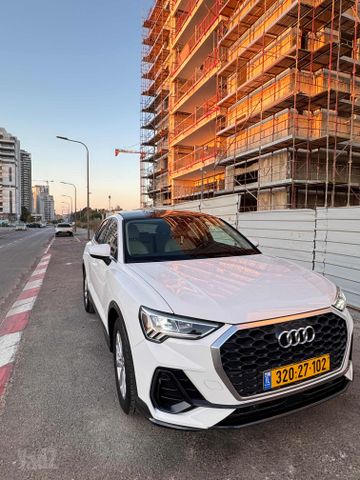 אאודי Q3