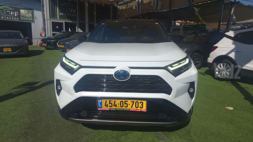 טויוטה RAV4