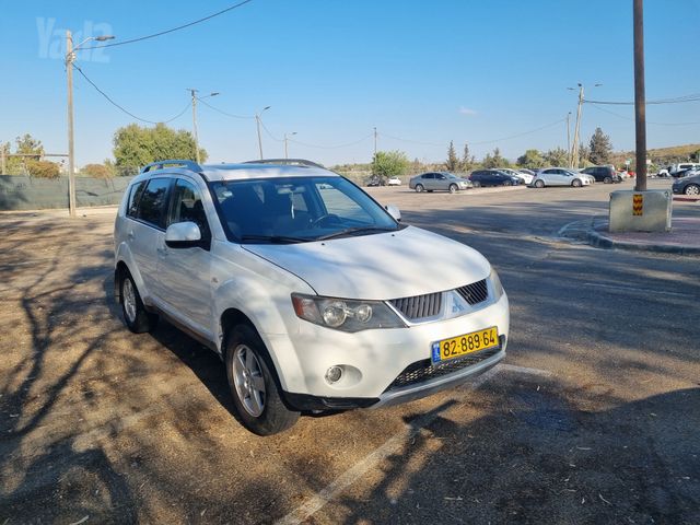 מודעת רכב מיצובישי אאוטלנדר